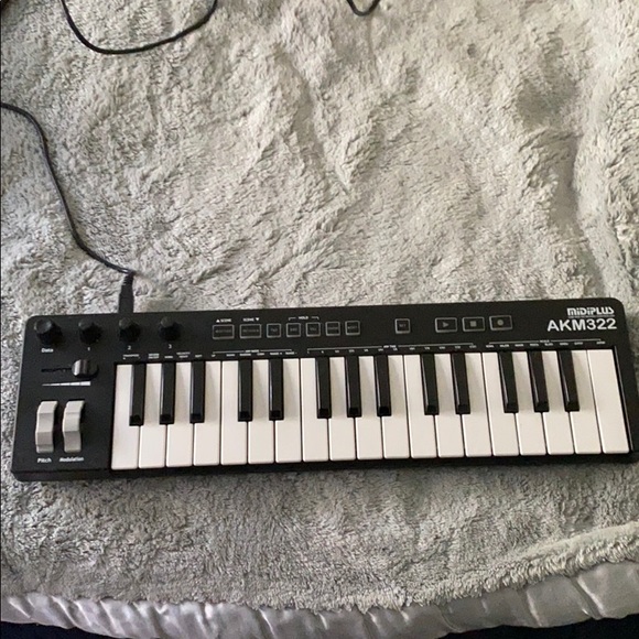 USB Mini Keyboard Controller 32 keys - Picture 1 of 1